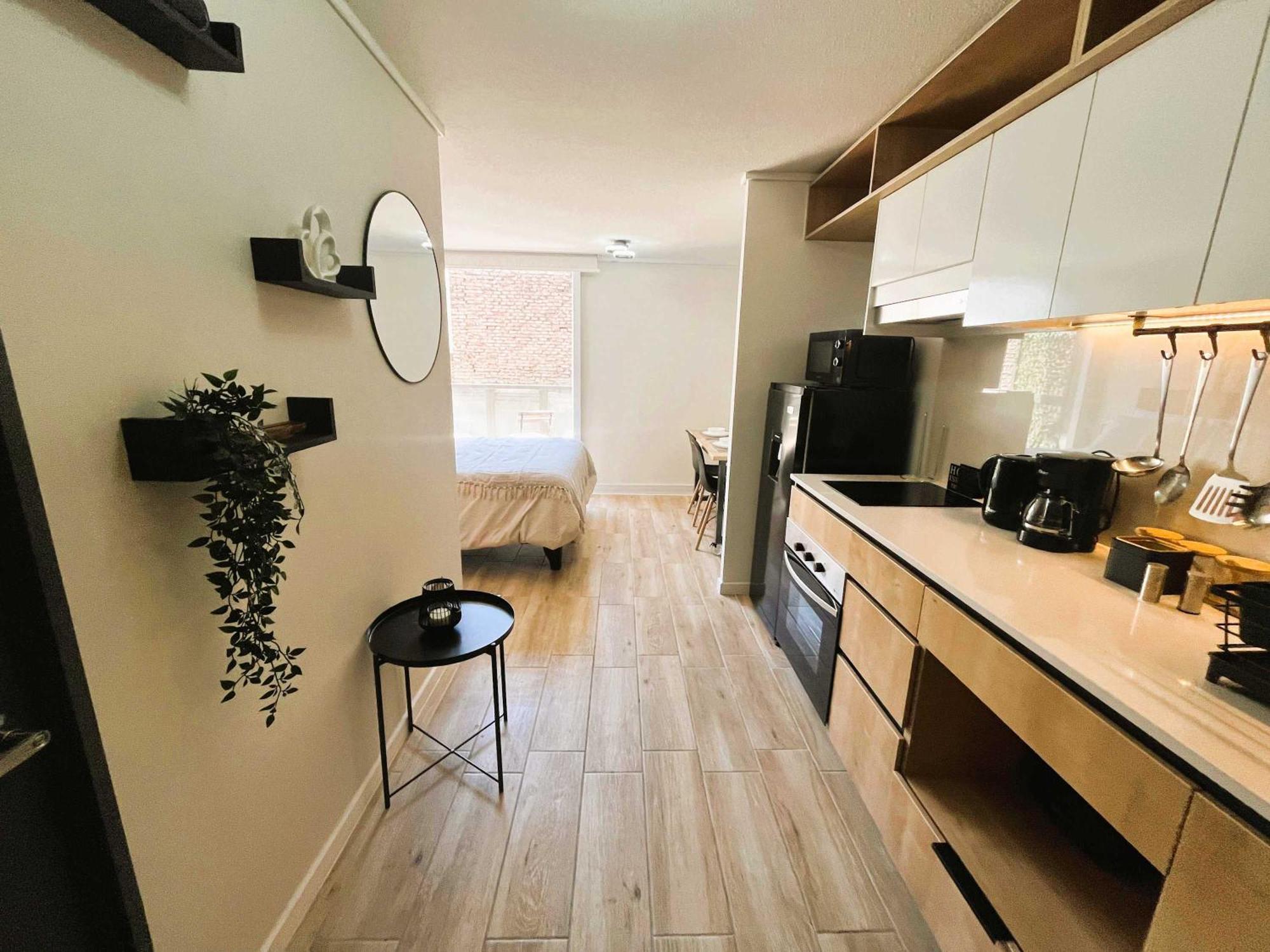 Hom I Dpto Estudio Curico Con Fray Camilo Y Airea Cr612 Apartamento
